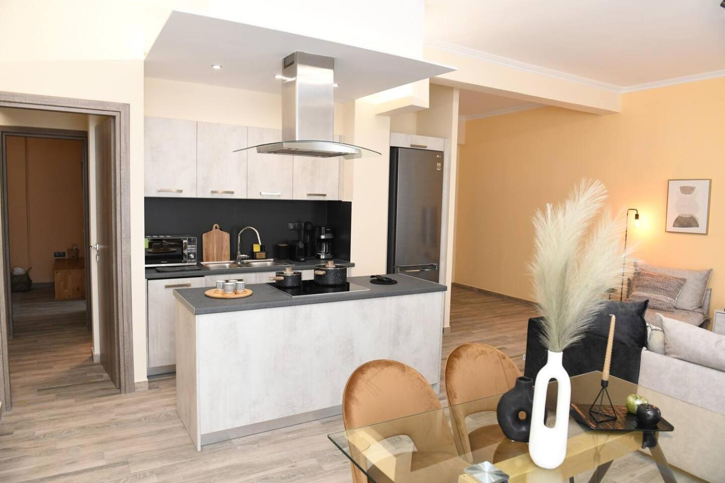Konstantina Apartment Atene Esterno foto